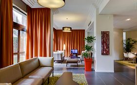 Privilège Appart Hôtel Saint Exupéry Aparthotel 4*